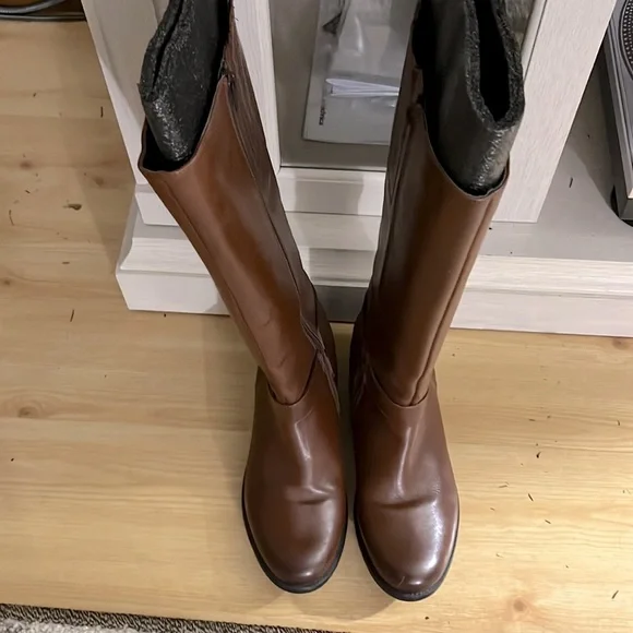 CLARKS Plaza Steer Brown Strappy Leather Riding boots Size 9 - Picture 2 of 14